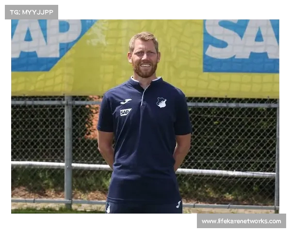 红军门将教练谈加盟经历:收到俱乐部邀请时毫不犹豫 阿利松是世界最佳门将 红军门将教练谈加盟经历:收到俱乐部邀请时毫不犹豫 阿利松是世界最佳门将