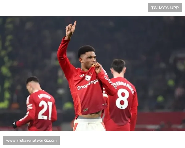 曼联应展现大俱乐部风范以重振辉煌历史和球迷信心 曼联应展现大俱乐部风范以重振辉煌历史和球迷信心